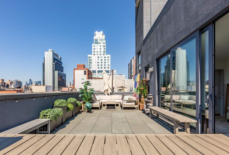 Brand New NYC Penthouse with Private Rooftop Deck - New York City, New York