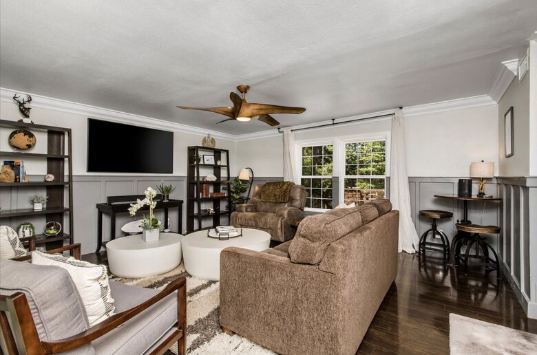 Beautiful Modern Home Walking Distance to Arrowhead Lake and Village - Lake Arrowhead, California