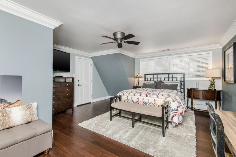 Beautiful Modern Home Walking Distance to Arrowhead Lake and Village - Lake Arrowhead, California