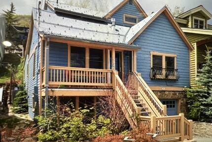 The SnowFun Wine Chalet | Close to Downtown with a Spa, Game Room & Mud Room - Park City, Utah