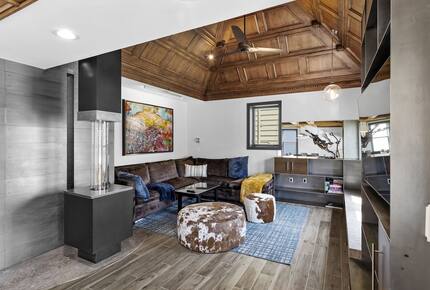 The SnowFun Wine Chalet | Close to Downtown with a Spa, Game Room & Mud Room - Park City, Utah