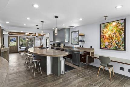 The SnowFun Wine Chalet | Close to Downtown with a Spa, Game Room & Mud Room - Park City, Utah