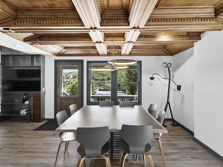 The SnowFun Wine Chalet | Close to Downtown with a Spa, Game Room & Mud Room - Park City, Utah