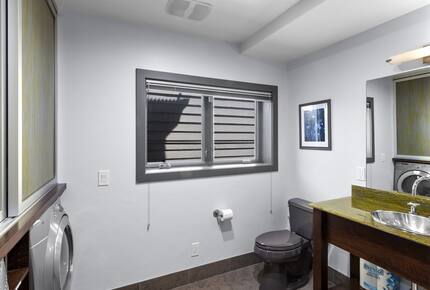 The SnowFun Wine Chalet | Close to Downtown with a Spa, Game Room & Mud Room - Park City, Utah