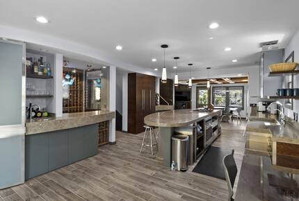 The SnowFun Wine Chalet | Close to Downtown with a Spa, Game Room & Mud Room - Park City, Utah