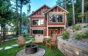 Luxury Lakefront Lodge With Sandy Beach, Hot Tub, Kayak/SUP, Dock - Grand Traverse County, Michigan