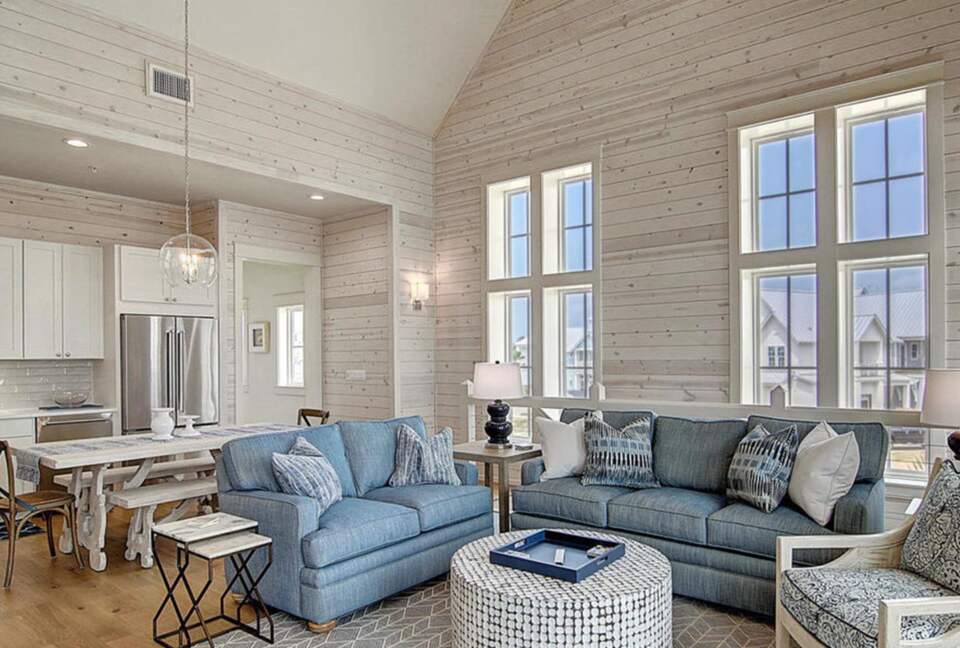 Gorgeous Townhome with Resort-Like Amenities - Port Aransas, Texas