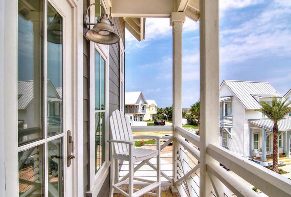 Gorgeous Townhome with Resort-Like Amenities - Port Aransas, Texas