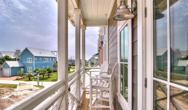 Gorgeous Townhome with Resort-Like Amenities - Port Aransas, Texas