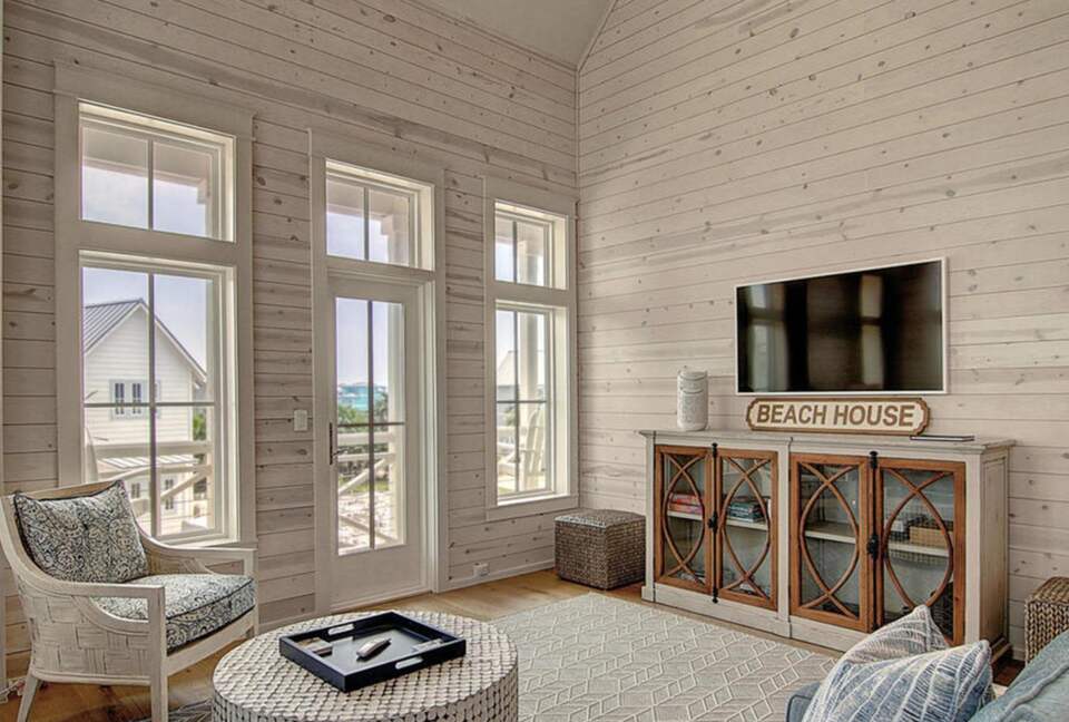 Gorgeous Townhome with Resort-Like Amenities - Port Aransas, Texas