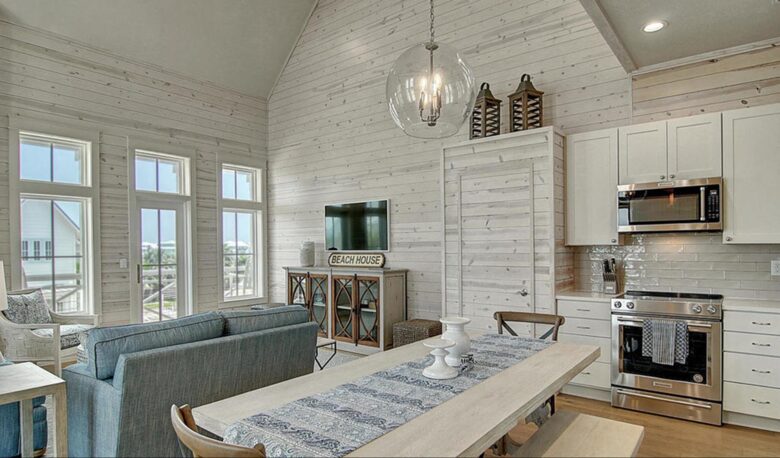 Gorgeous Townhome with Resort-Like Amenities - Port Aransas, Texas