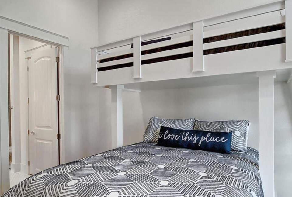 Gorgeous Townhome with Resort-Like Amenities - Port Aransas, Texas