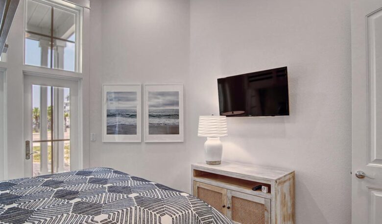 Gorgeous Townhome with Resort-Like Amenities - Port Aransas, Texas