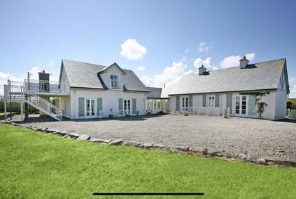Wild Atlantic Way Beach House - Doonbeg, Ireland
