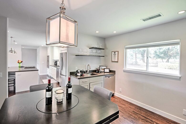 Sonoma Sunsets | With patio and vineyard views - Sonoma, California