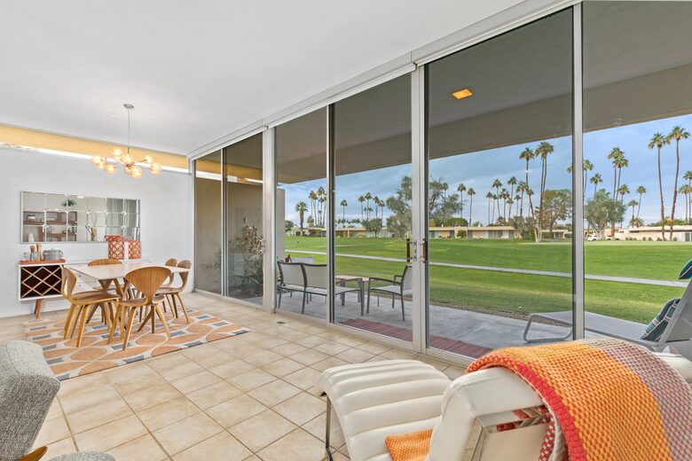 MidCentury Beauty | On golf course with a pool - Palm Springs, California