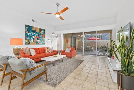 MidCentury Beauty | On golf course with a pool - Palm Springs, California