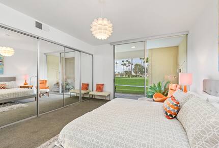 MidCentury Beauty | On golf course with a pool - Palm Springs, California