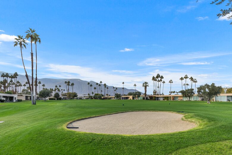 MidCentury Beauty | On golf course with a pool - Palm Springs, California