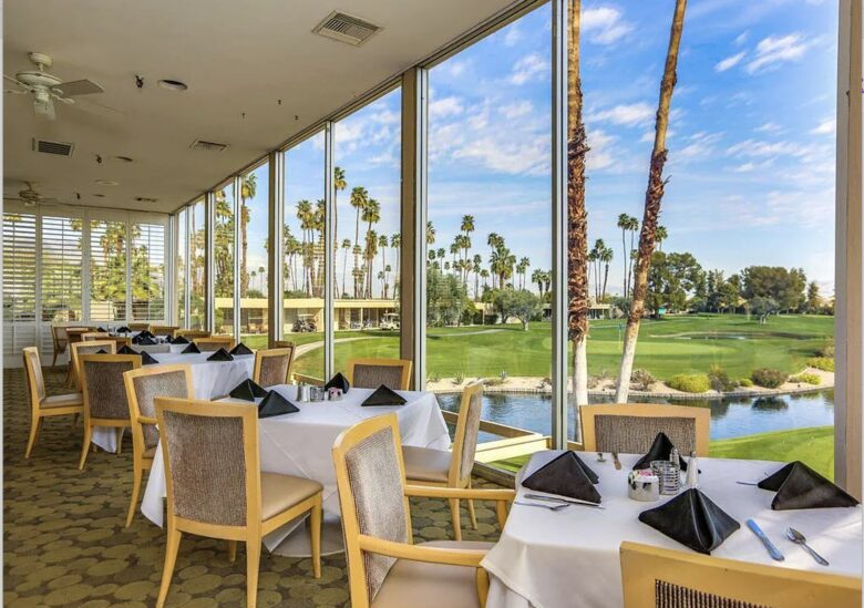 MidCentury Beauty | On golf course with a pool - Palm Springs, California