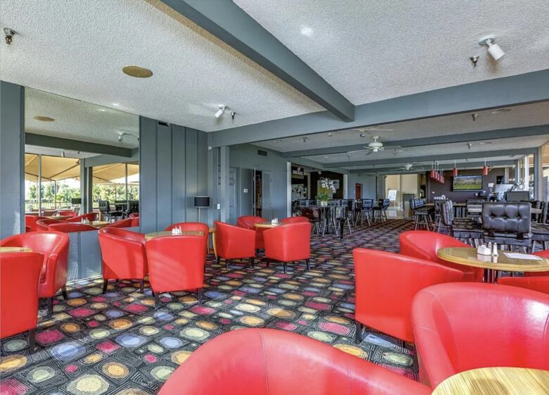 MidCentury Beauty | On golf course with a pool - Palm Springs, California