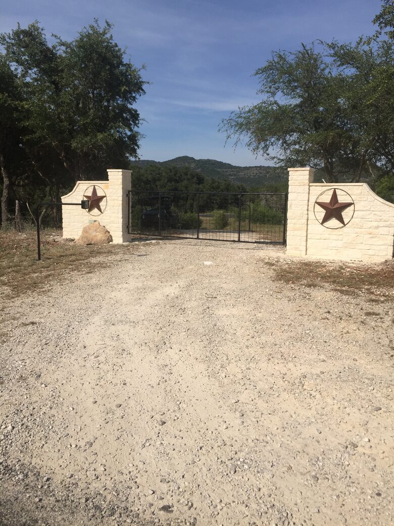 Frio River Ranch House on Gated 30 ACRES | Great for Fishing on Private Riverfront! - Leakey, Texas