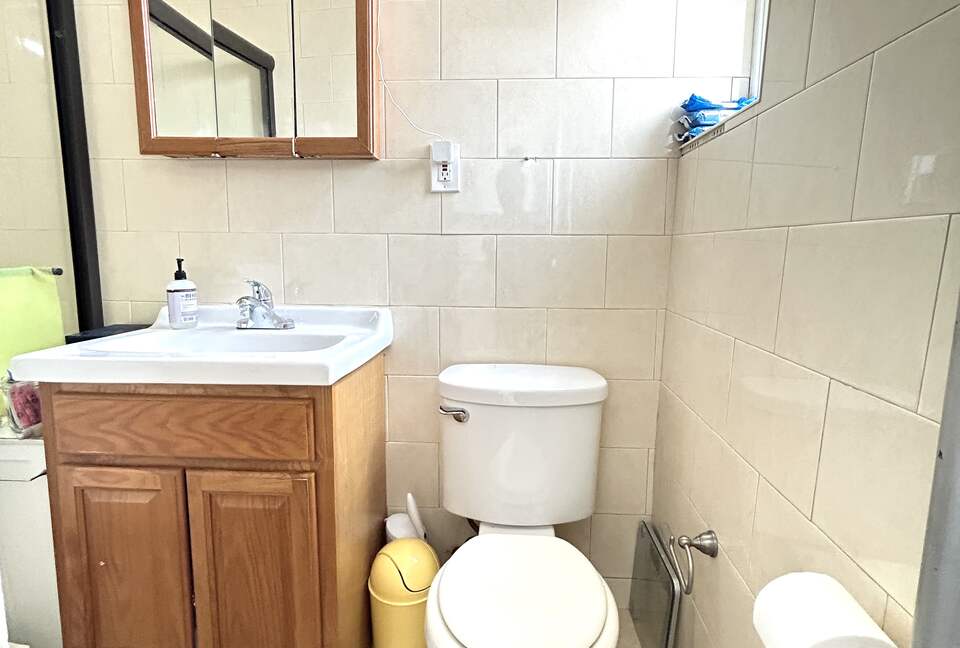 An Absolute Gem - In The Heart of Astoria NYC - Directly on 30th Ave - New York City, New York