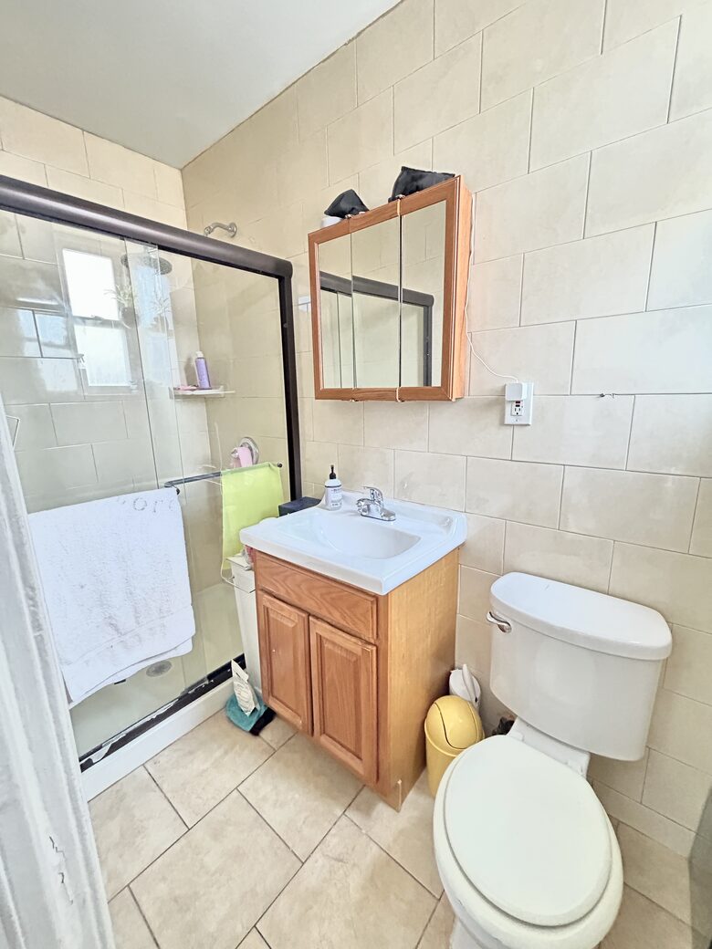 An Absolute Gem - In The Heart of Astoria NYC - Directly on 30th Ave - New York City, New York