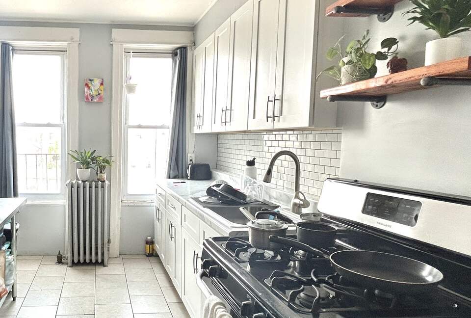 An Absolute Gem - In The Heart of Astoria NYC - Directly on 30th Ave - New York City, New York