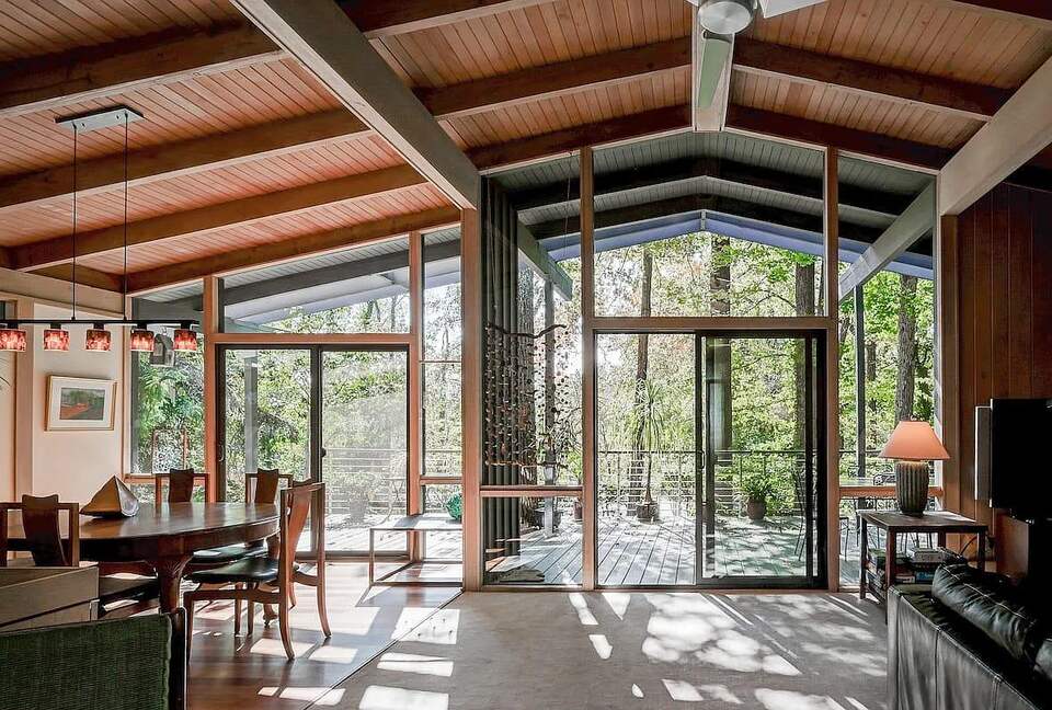 Unique Mid-century Modern Home - Baltimore, Maryland