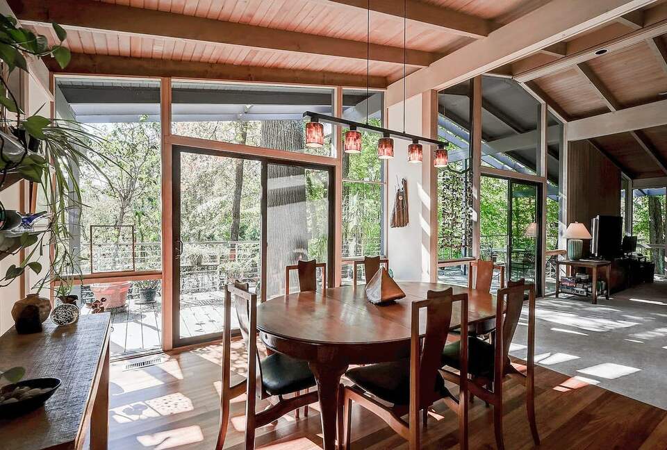 Unique Mid-century Modern Home - Baltimore, Maryland