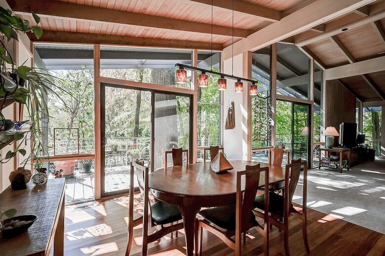 Unique Mid-century Modern Home - Baltimore, Maryland