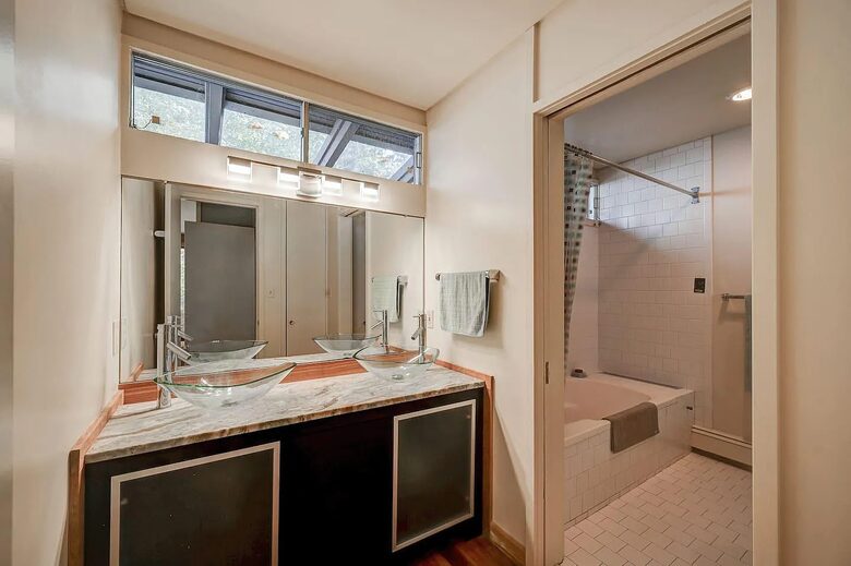 Unique Mid-century Modern Home - Baltimore, Maryland