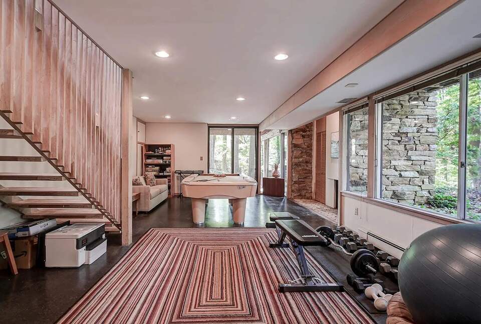 Unique Mid-century Modern Home - Baltimore, Maryland