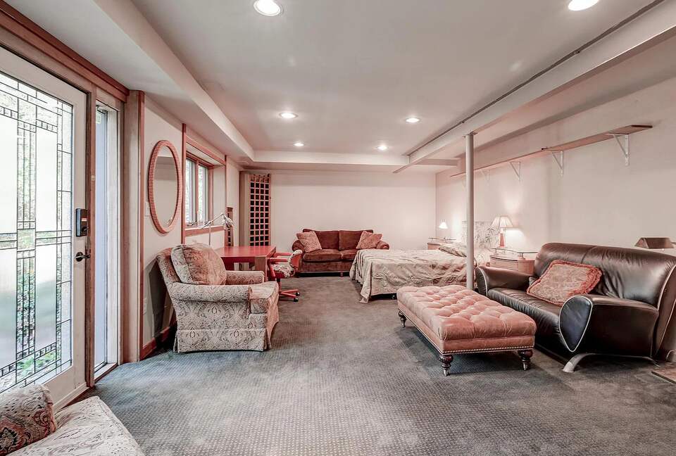 Unique Mid-century Modern Home - Baltimore, Maryland