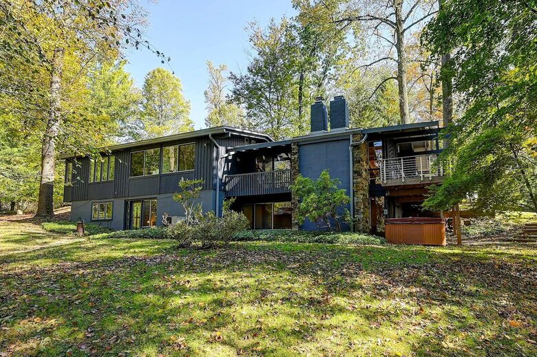 Unique Mid-century Modern Home - Baltimore, Maryland