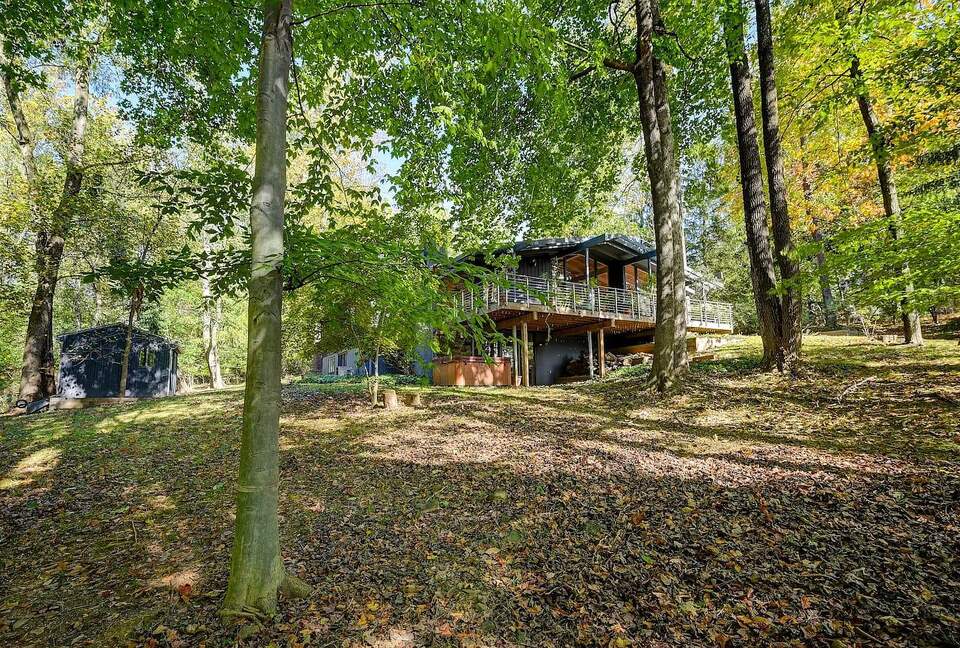 Unique Mid-century Modern Home - Baltimore, Maryland