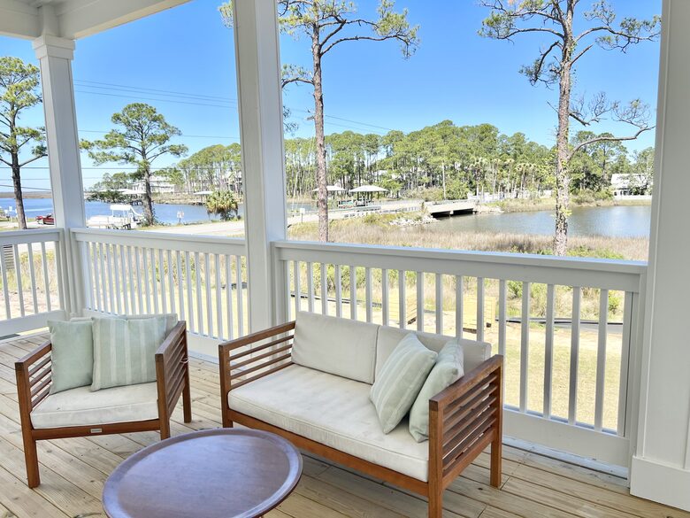 Santa Rosa Beach Waterfront Getaway - Santa Rosa Beach, Florida