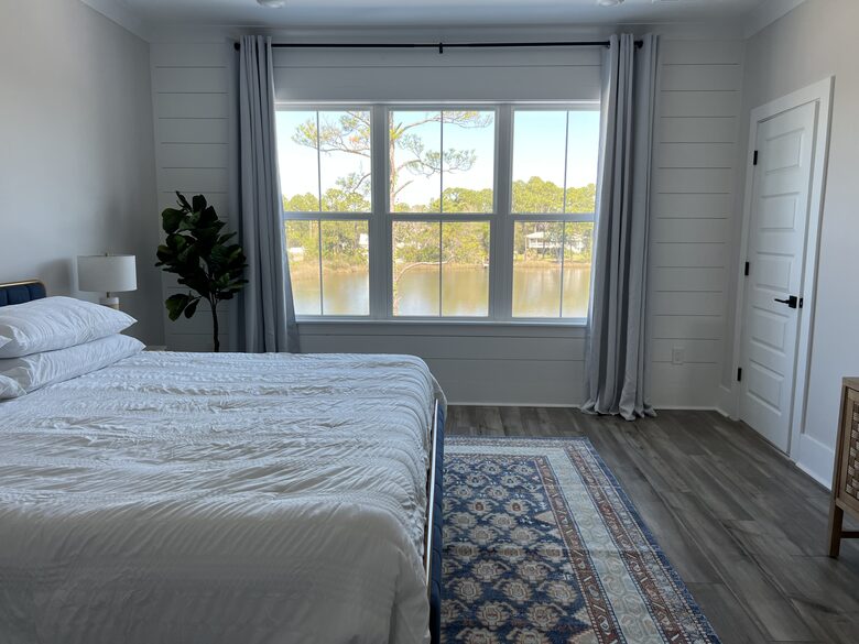 Santa Rosa Beach Waterfront Getaway - Santa Rosa Beach, Florida