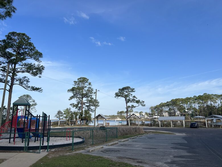 Santa Rosa Beach Waterfront Getaway - Santa Rosa Beach, Florida