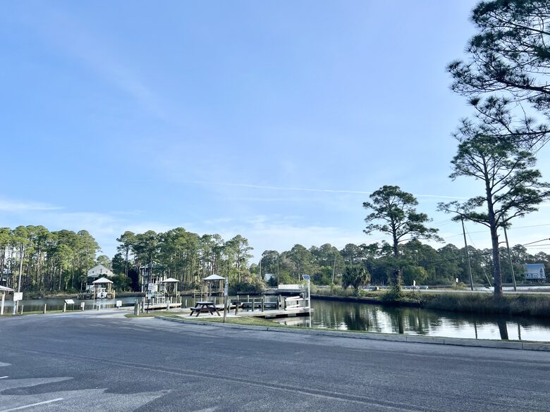 Santa Rosa Beach Waterfront Getaway - Santa Rosa Beach, Florida