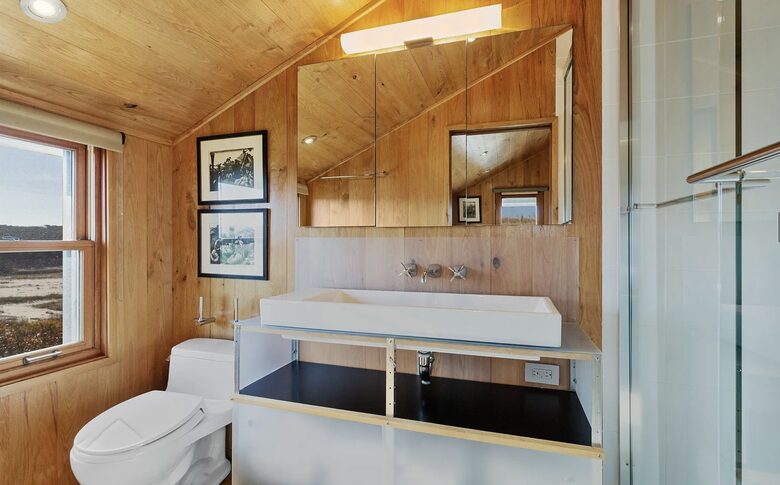 Cape Cod Oceanfront Home in National Seashore - Truro, Massachusetts