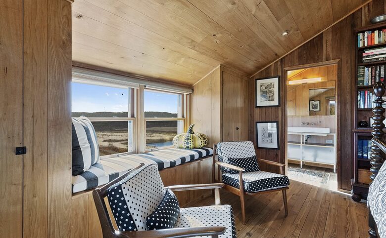 Cape Cod Oceanfront Home in National Seashore - Truro, Massachusetts