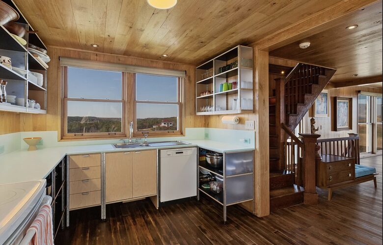 Cape Cod Oceanfront Home in National Seashore - Truro, Massachusetts