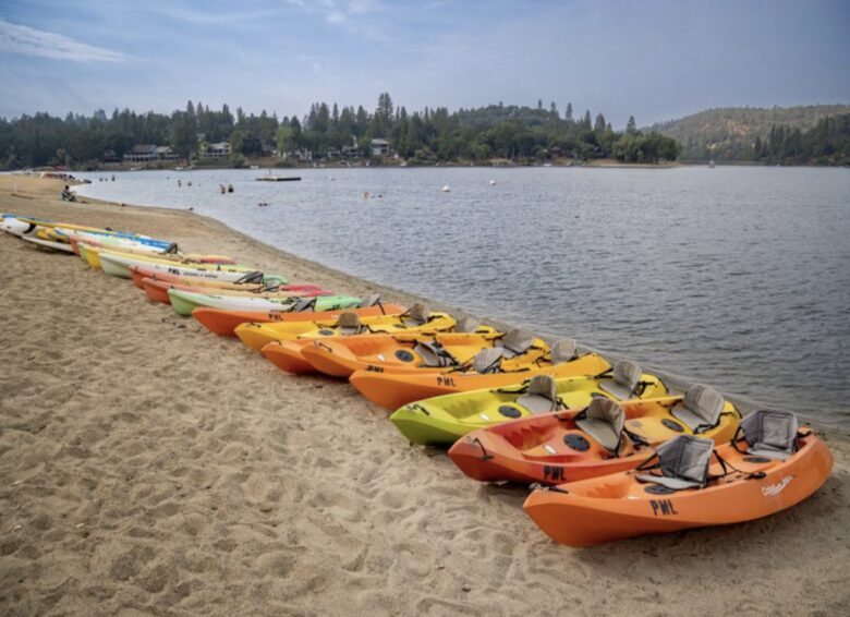 The Happy Place at Yosemite | Outdoor Adventurers Dream with Endless Amenities - Groveland, California