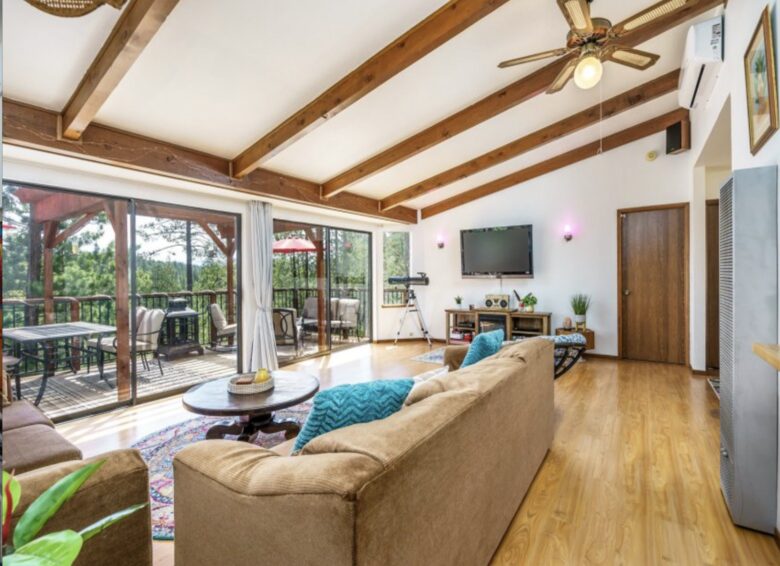 The Happy Place at Yosemite | Outdoor Adventurers Dream with Endless Amenities - Groveland, California