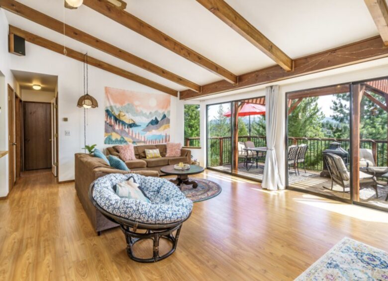 The Happy Place at Yosemite | Outdoor Adventurers Dream with Endless Amenities - Groveland, California