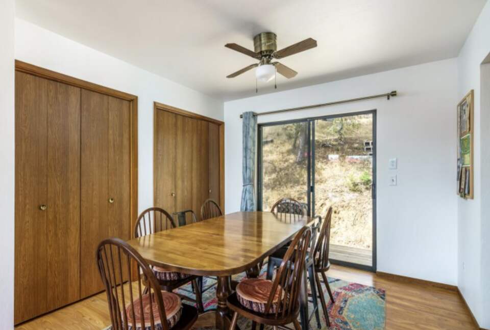 The Happy Place at Yosemite | Outdoor Adventurers Dream with Endless Amenities - Groveland, California