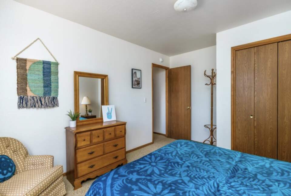 The Happy Place at Yosemite | Outdoor Adventurers Dream with Endless Amenities - Groveland, California