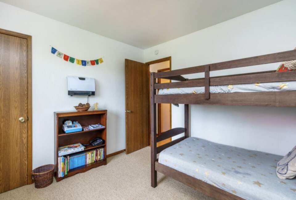 The Happy Place at Yosemite | Outdoor Adventurers Dream with Endless Amenities - Groveland, California